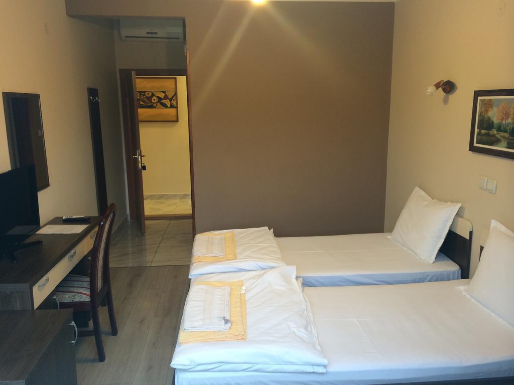Prenociste Gazela Bed & Breakfast Pirot Ruang foto