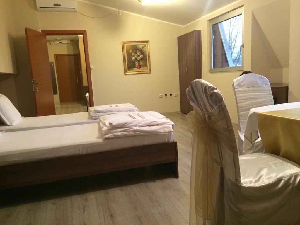 Prenociste Gazela Bed & Breakfast Pirot Ruang foto